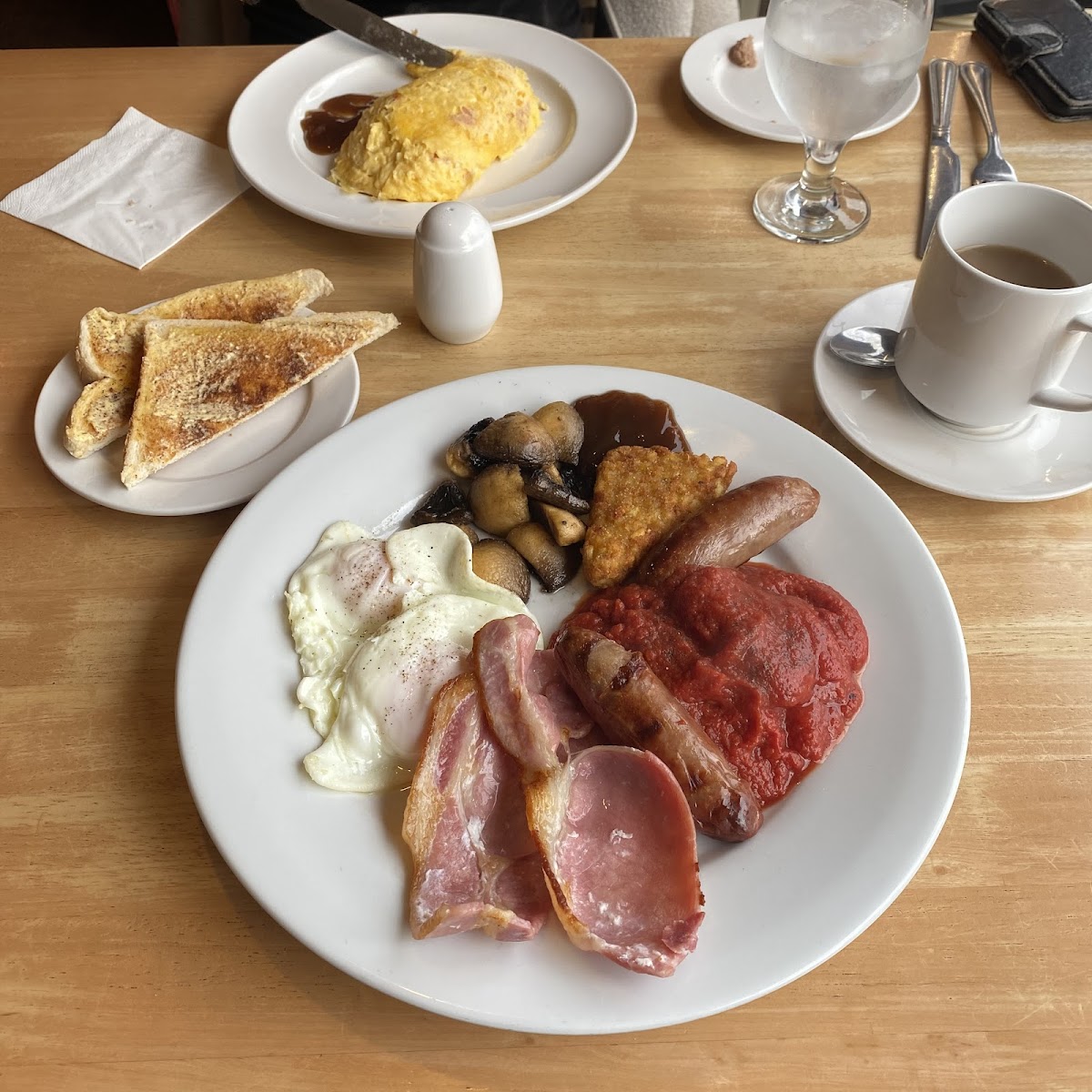 Four Seasons Cafe Photos 2